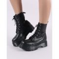 Formation Chunky Ankle Boots Croc, Black
