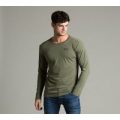 Essential Long Sleeved T-Shirt