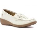 Softlites Womens White Chop Out Casual Loafer Shoe