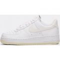 Womens Air Force 1 07 SE Trainer