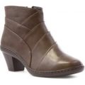 Cushion Walk Womens Ankle Boot in Brown