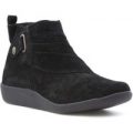 Earth Spirit Womens Black Suede Flat Ankle Boot