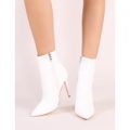 Revive Pointy Ankle Boots, White